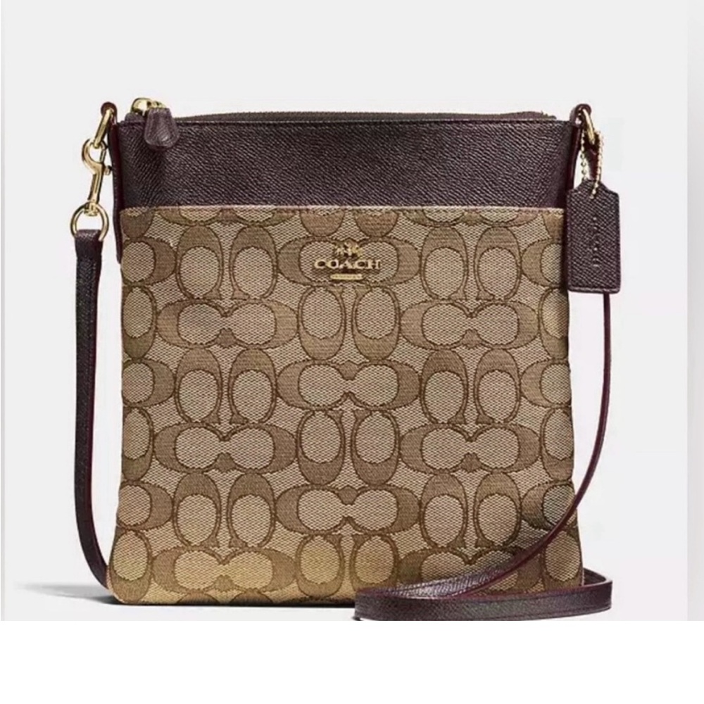 COACH KITT Messenger Crossbody 🤎